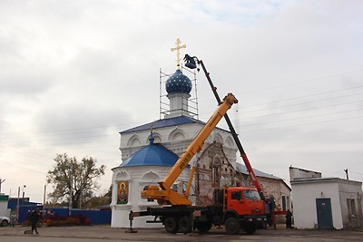 На Знаменский установили крест